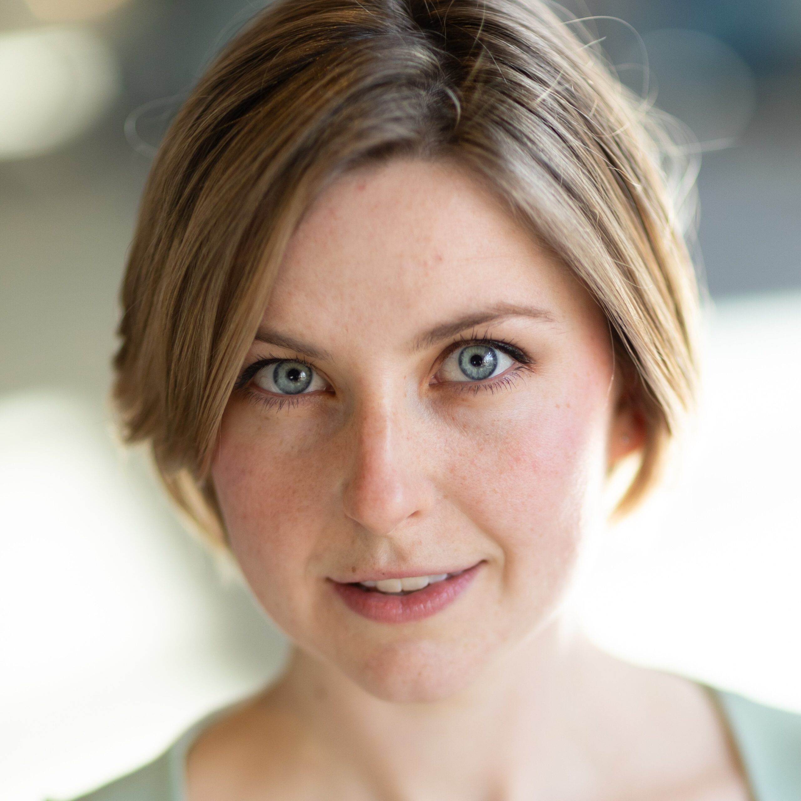 Headshot of Viviana Garza